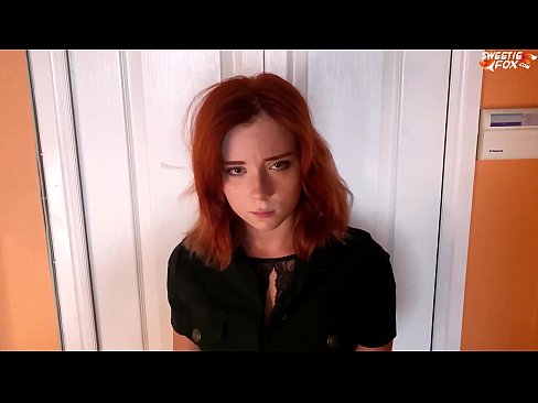 ❤️ Apsargs sodīja skaistu sievieti par zādzību veikalā - sperma mutē Kaltais porno pie mums ❌️