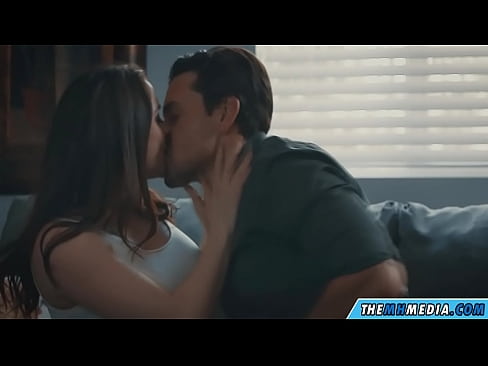 ❤️ Romantisks sekss ar labu krūtainu mammu Kaltais porno pie mums ❌️